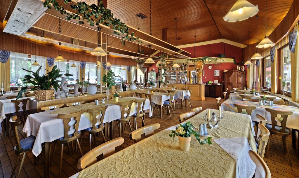 See-Campingpark Neubaeuer See Hotel Ngoại thất bức ảnh