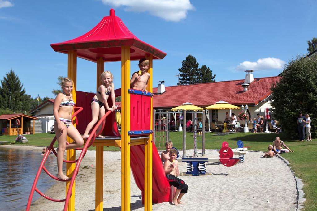 See-Campingpark Neubaeuer See Hotel Ngoại thất bức ảnh